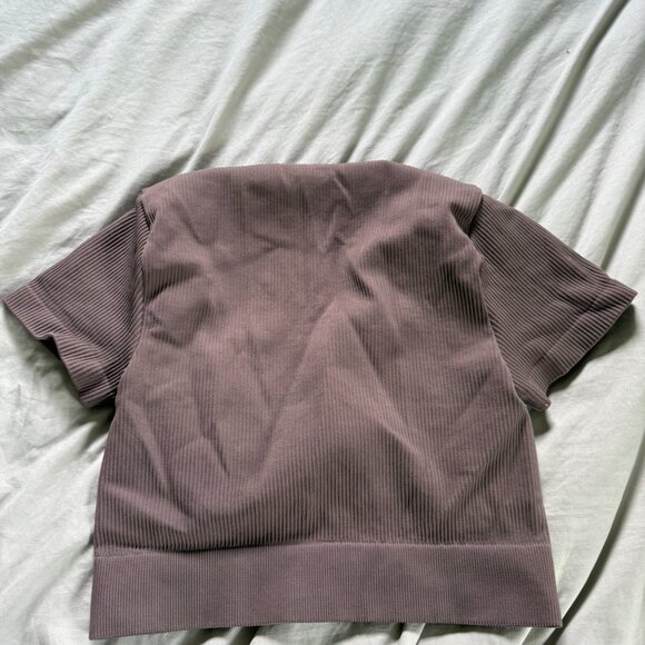 Ribbed Crop Top - Picture 3 of 3